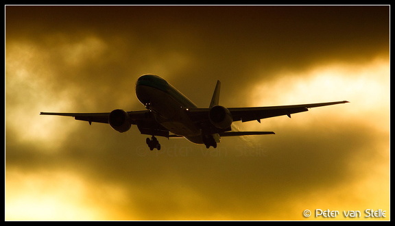 3022808 KLM B777-200 PH-BQG AMS 11022013